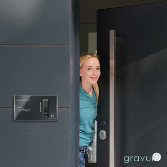 Hochwertiges Namensschild mit individueller Gravur