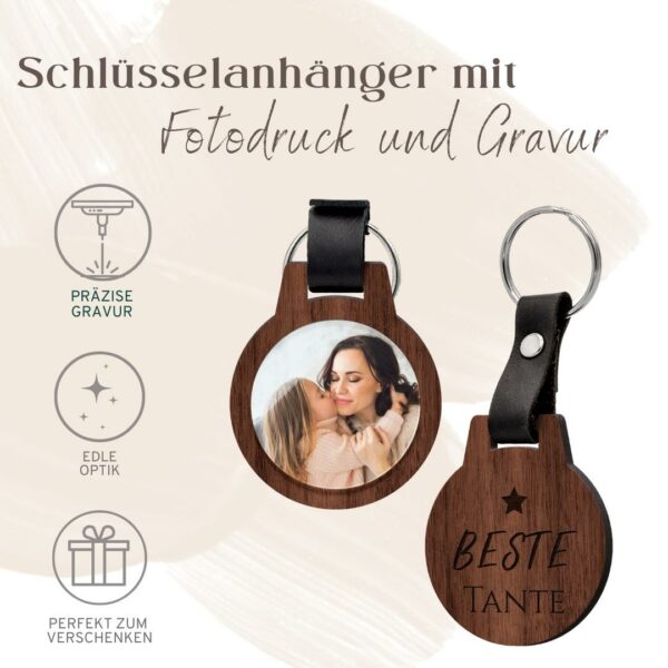 anhänger aus nussbaumholz als geschenkidee